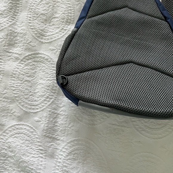 Disney Cruise Line Cast  Away Club NEW Sling Backpack Size Medium. - Picture 12 of 13